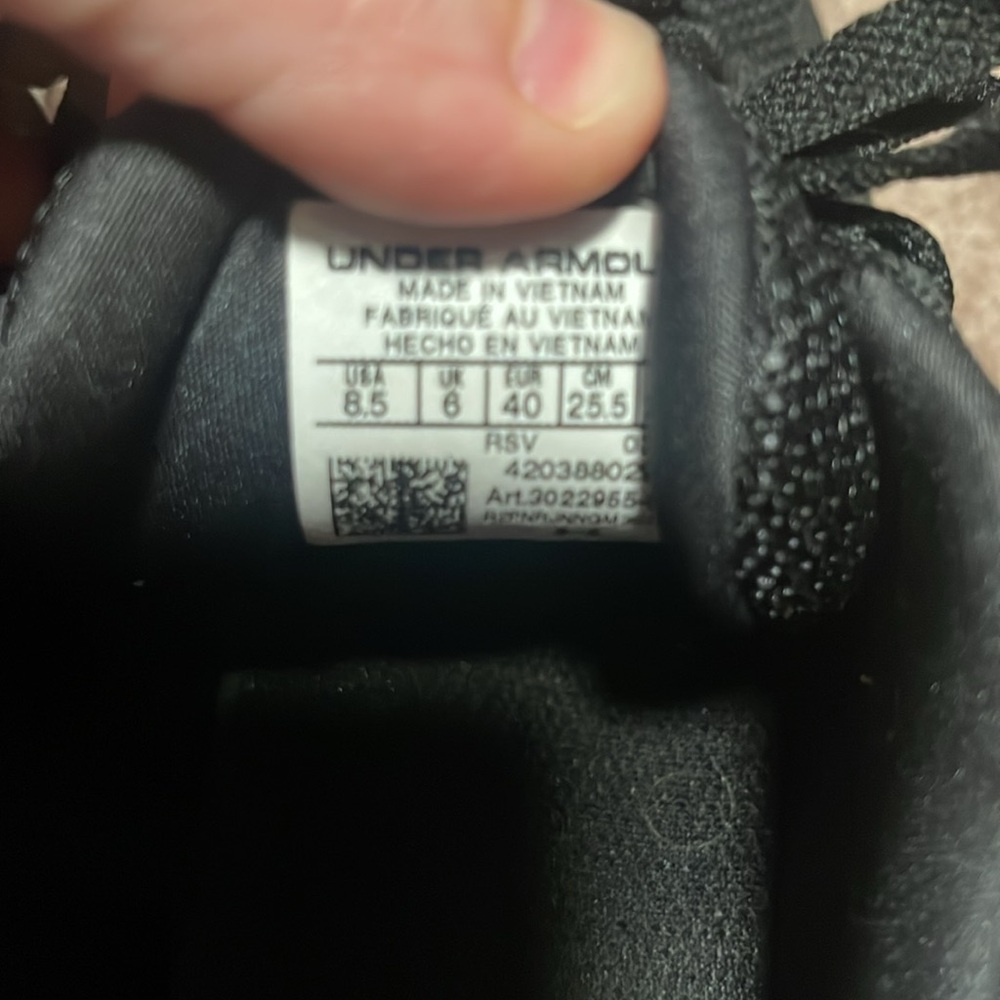 Under Armour Sneakers - image 6